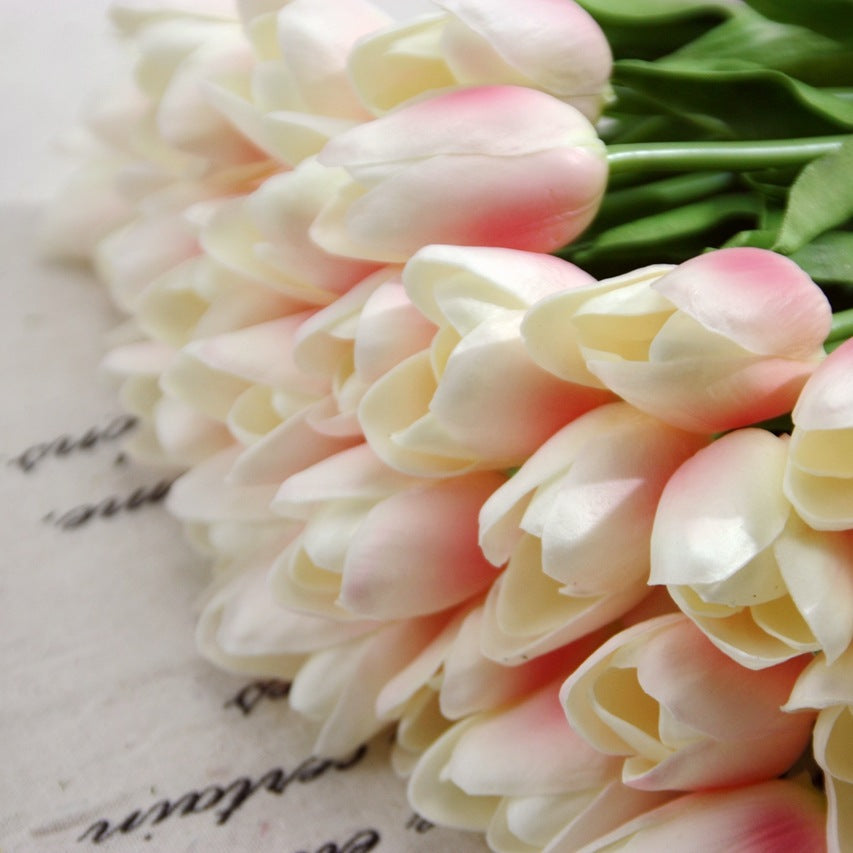 Home decor table flowers